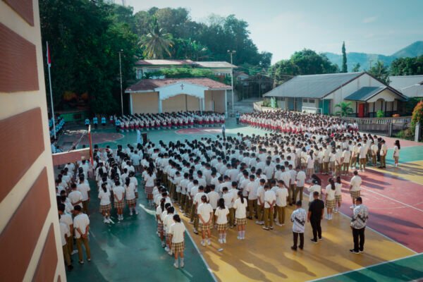 Upacara Memperingati Hari Guru Nasional