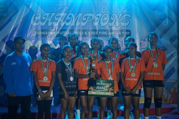 SMPN 2 Bajawa Juara Voli Putri SMATER NDAO CUP IV