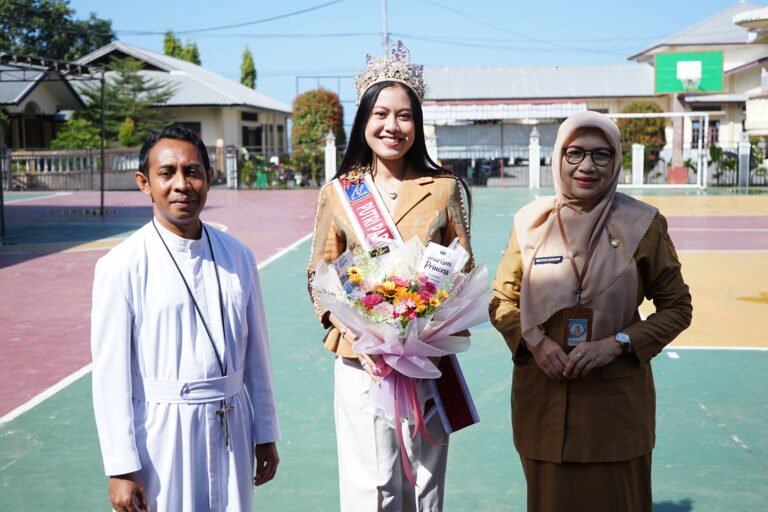 Putri Pariwisata Indonesia 2026 Kunjungi SMATER Ndao dan Bagikan Kisah Inspiratif