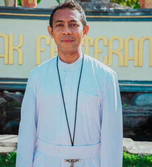 Kepala Sekolah SMATER Ndao