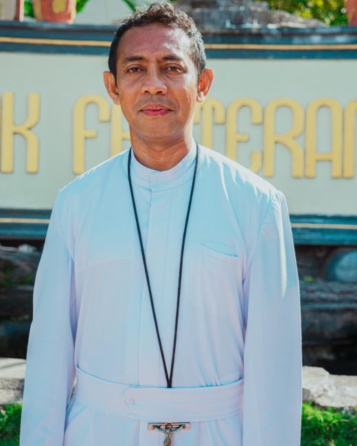 Kepala Sekolah SMATER Ndao