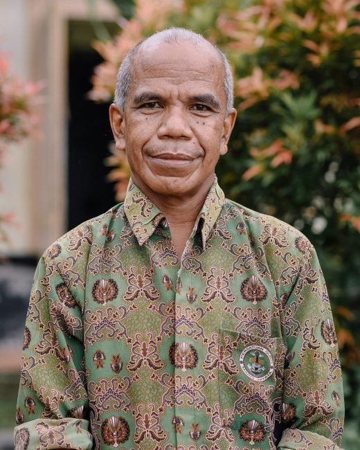 Benediktus Sigho, S.Pd