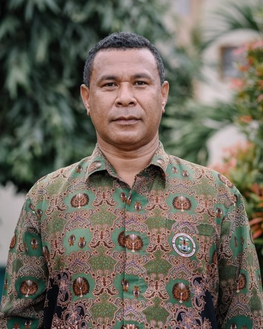 Constantinus Dei, S.Com