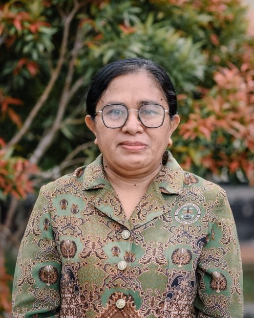 Maxima Serafim Tibo, S.Pd.