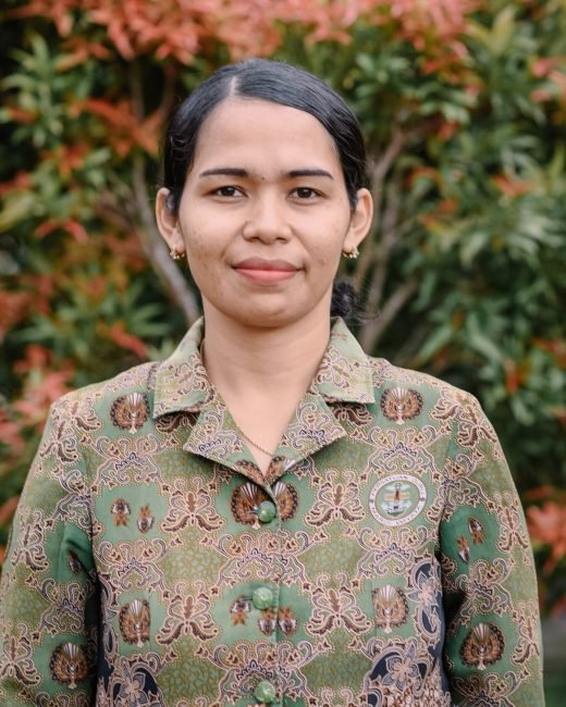 Roswita Loma Fonge, S.Psi